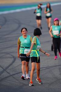 BIB: 5069, 508
                            <button type="button" onclick="openModal(10516350)" class="btn btn-primary btn-sm float-right btn-popup" data-toggle="modal" data-target=".modal-high-quality">
                        <i class="fas fa-shopping-cart"></i> Add to Cart
                    </button>
                                            <button type="button" onclick="isThisMe(10516350, true)" class="btn btn-success btn-sm float-right btn-popup btn-isme hidden" data-toggle="tooltip" data-placement="bottom" title="นี่คือรูปของคุณใช่ไหม คลิกที่นี่เพื่อเอาเข้าอัลบั้ม">
                        <i class="fas fa-plus"></i> Add to album
                    </button>
                    <button type="button" onclick="isThisMe(10516350, false)" class="btn btn-warning btn-sm float-right btn-popup btn-isnotme hidden">
                        <i class="fas fa-ban"></i> Remove from album
                    </button>